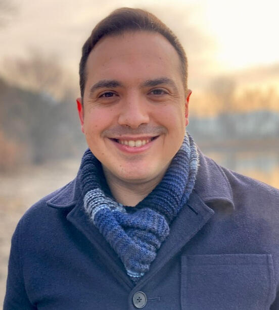 Gianpietro Pucciariello, Facilitator, coach, designer, social entrepreneur Gianpietro Pucciariello, Facilitator, coach, designer, social entrepreneur